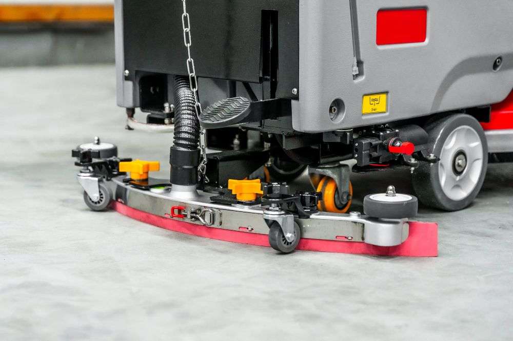 Autolaveuse CleanMaster Pro – 2600 m²/h, batterie incluse NEUF agri-tract