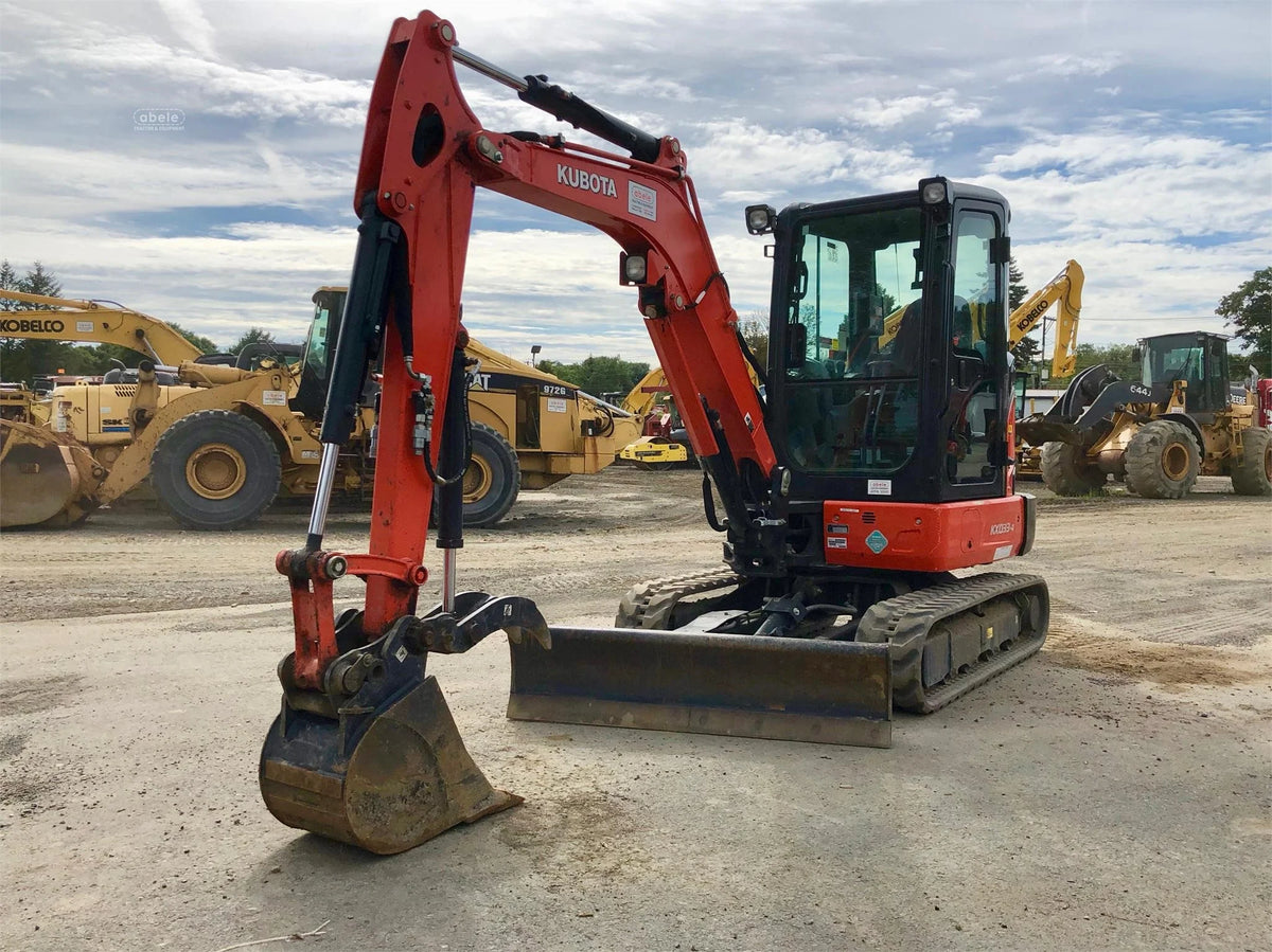 Kubota KX033-4 agri-tract